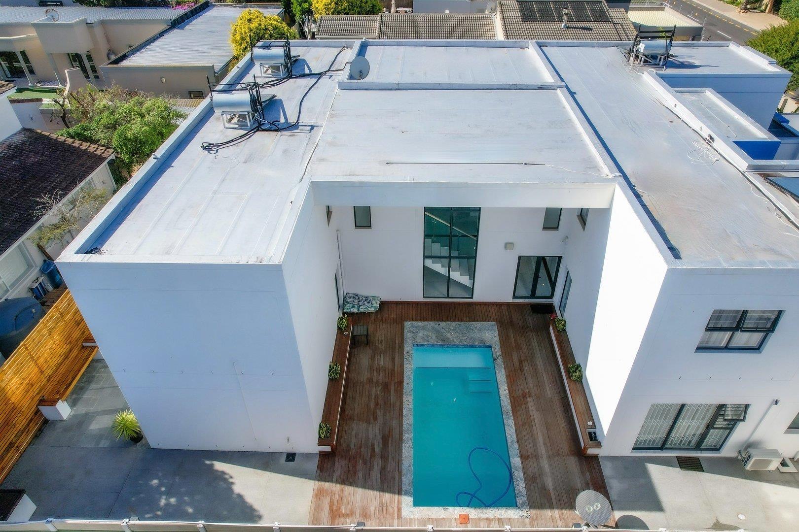 11 Bedroom Property for Sale in Sunset Beach Western Cape